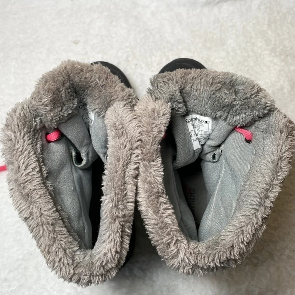 COLUMBIA Snow Boots Size 5